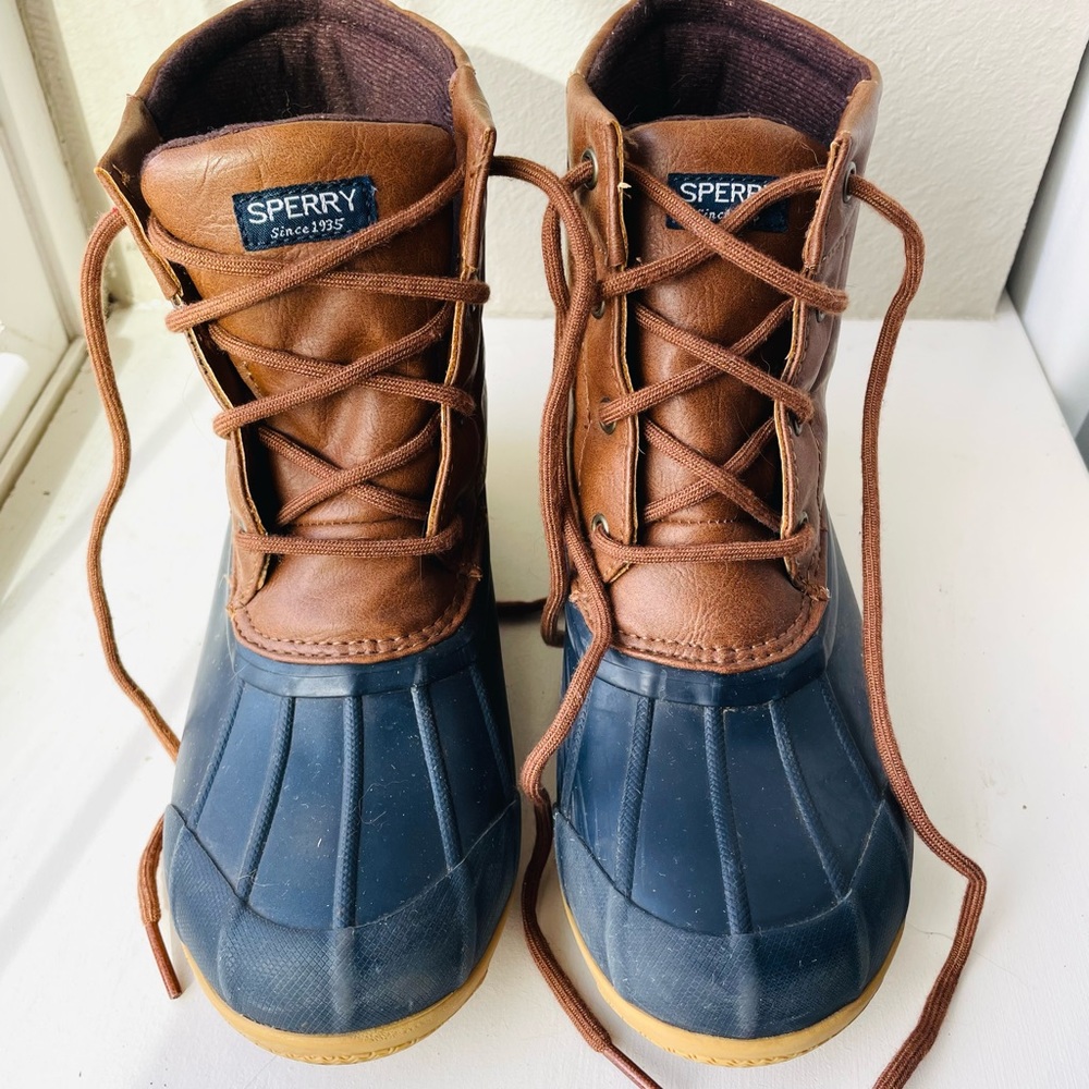 Duck boots-Sperry saltwater boots -kids/youth size 3